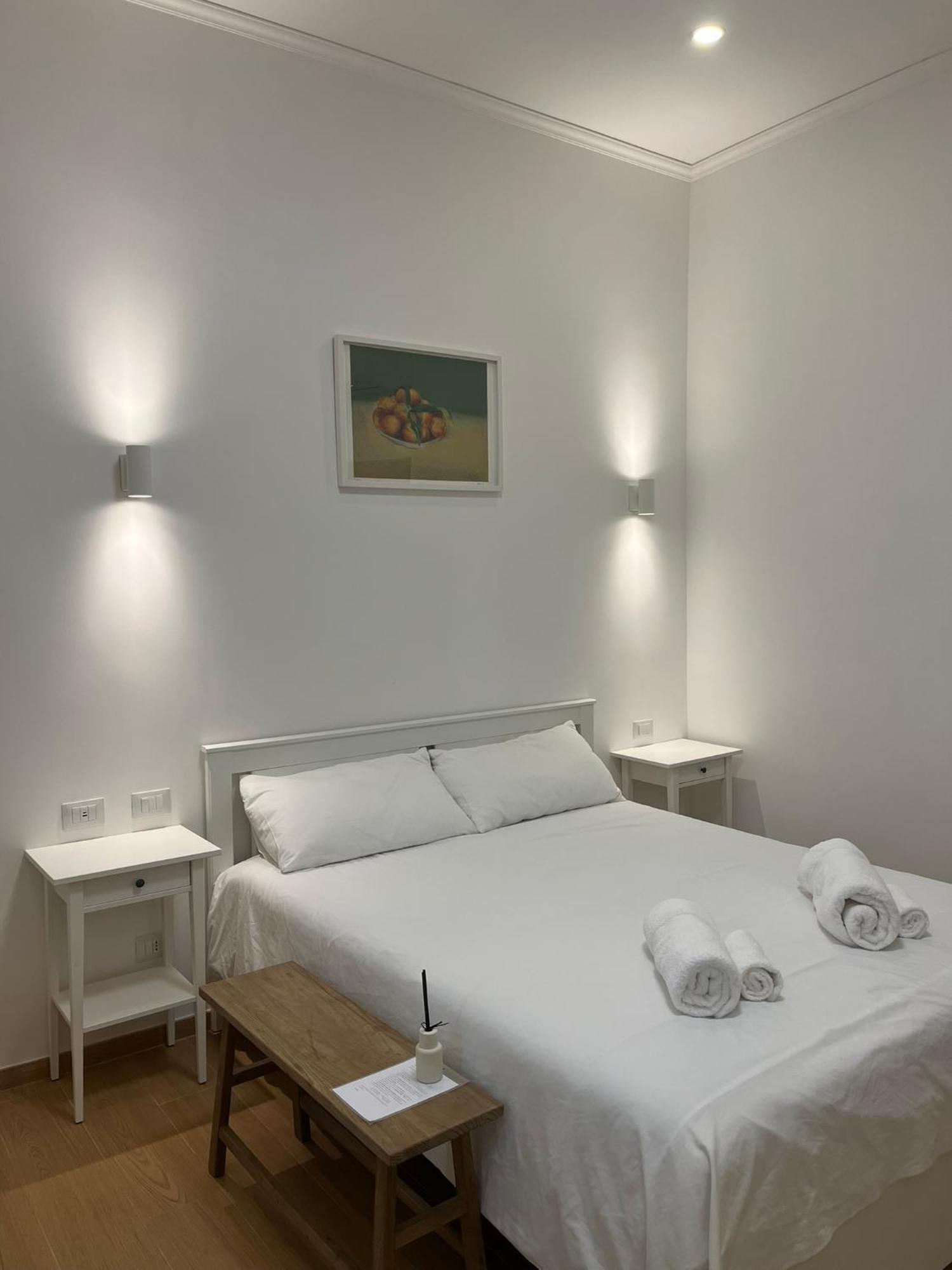 Flat 7 Rome Guesthouse ภายนอก รูปภาพ