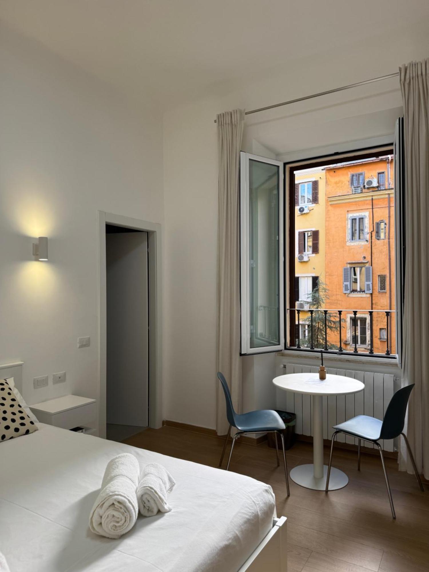 Flat 7 Rome Guesthouse ภายนอก รูปภาพ