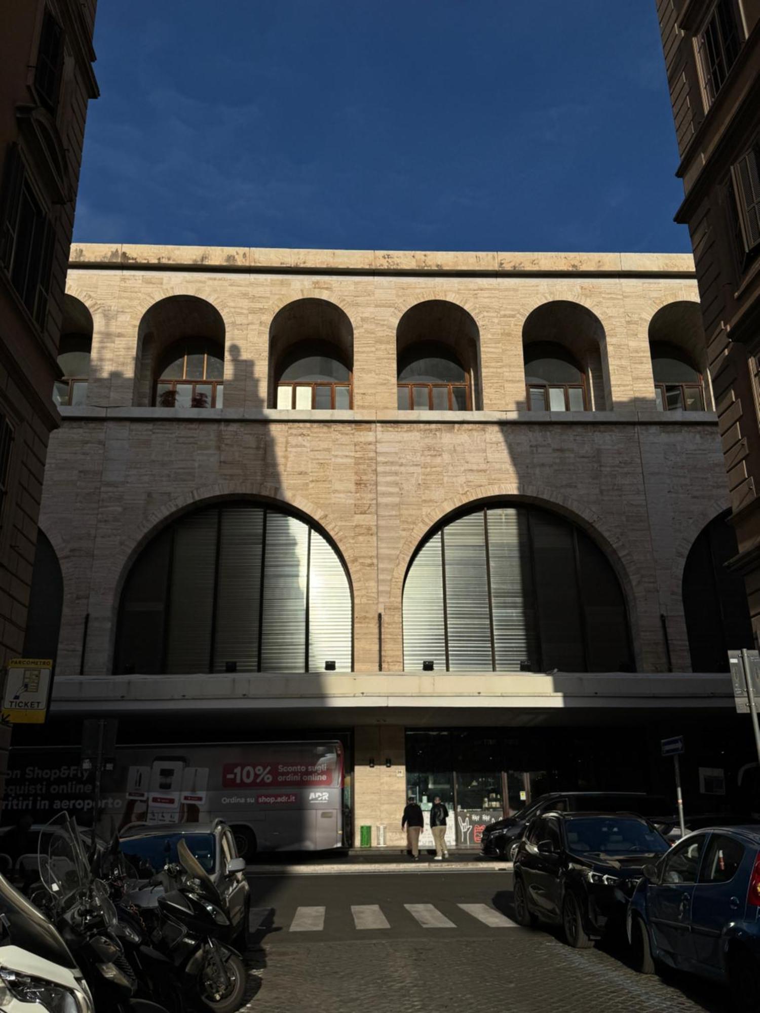 Flat 7 Rome Guesthouse ภายนอก รูปภาพ
