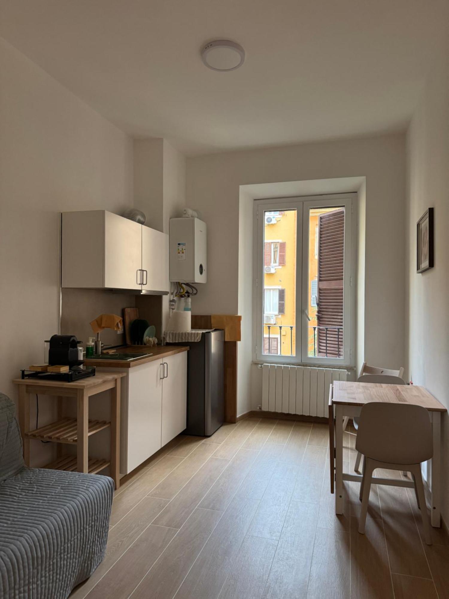 Flat 7 Rome Guesthouse ภายนอก รูปภาพ