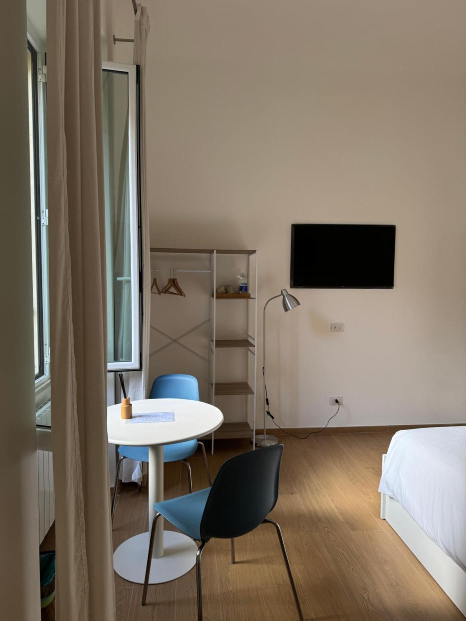 Flat 7 Rome Guesthouse ภายนอก รูปภาพ