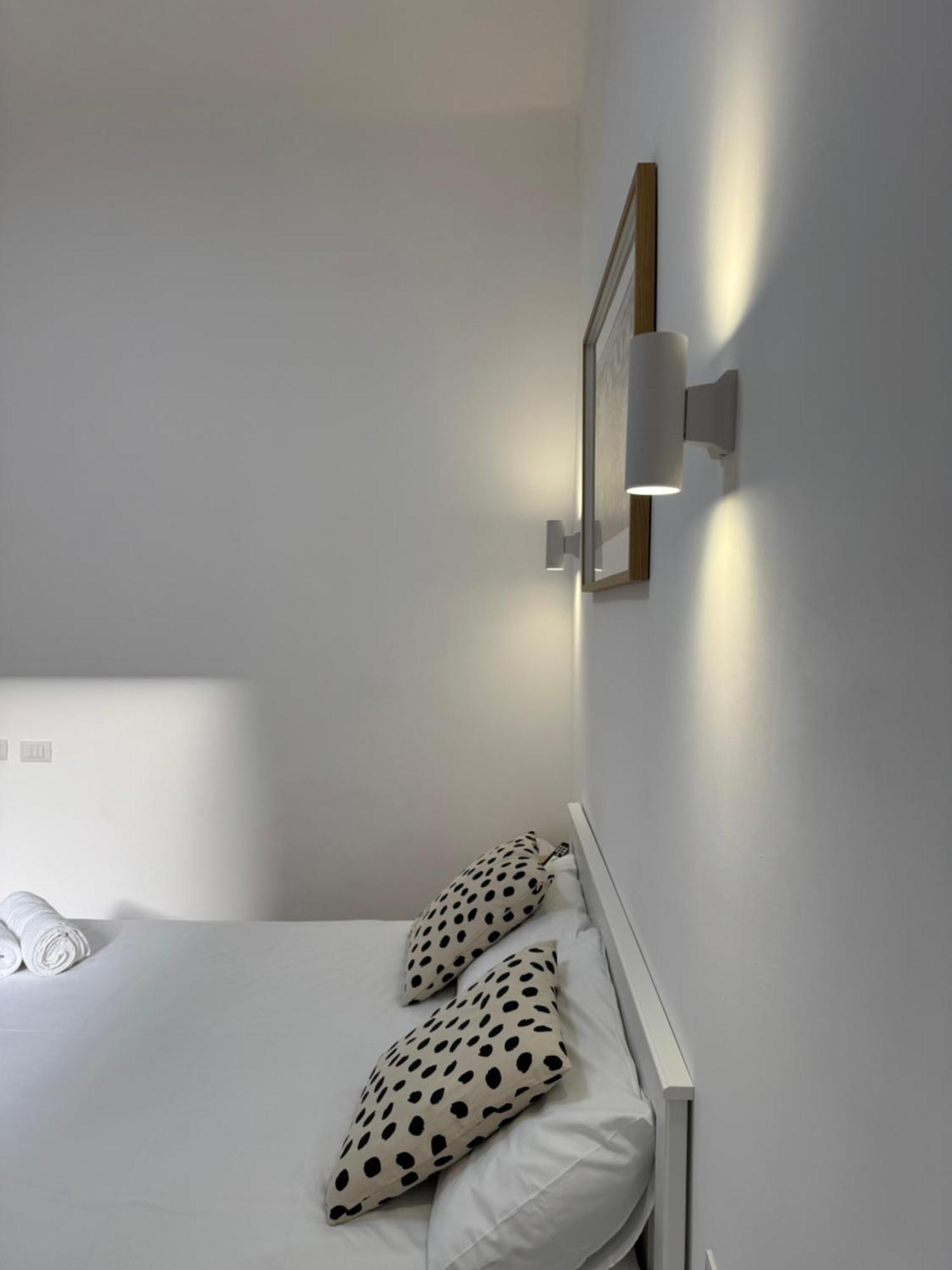 Flat 7 Rome Guesthouse ภายนอก รูปภาพ