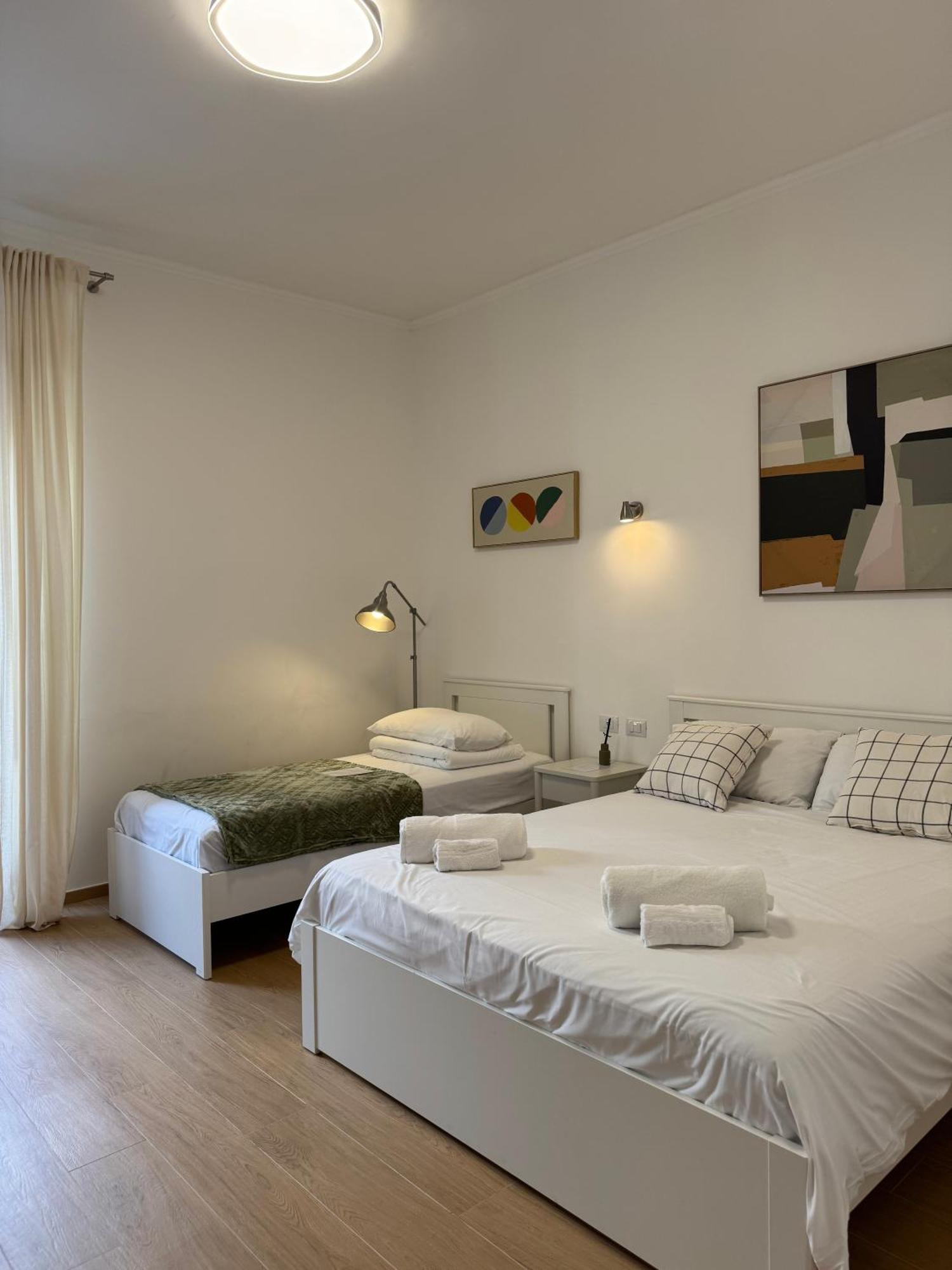 Flat 7 Rome Guesthouse ภายนอก รูปภาพ